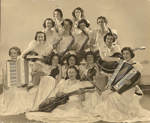 Trocadero All Girls' Dance Band http://www.flickr.com/photos/historyinphotos/2564161834