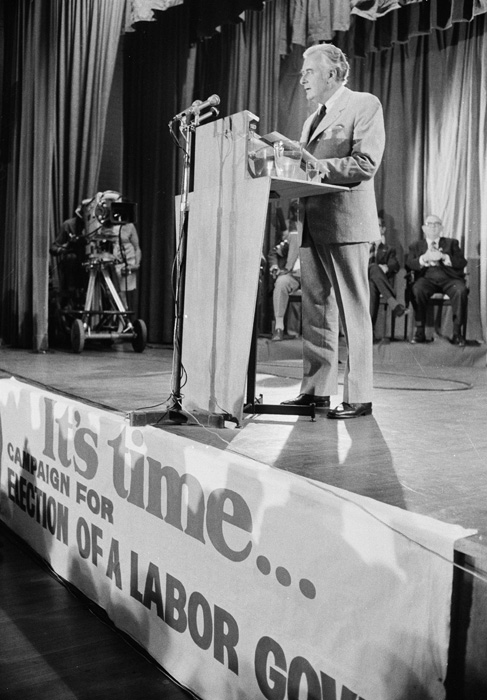 Gough Whitlam delivers the Labour Party's policy speech at Blacktown Civic Centre in Sydney, 1972  (National Archives of Australia, Image no. : A6180, 5/12/72/5)